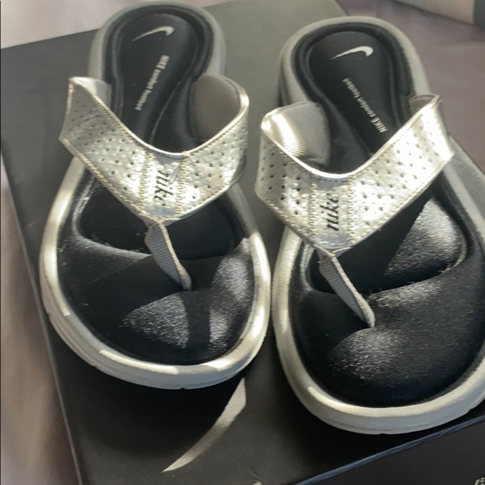 Nike Comfort Footbed sandals